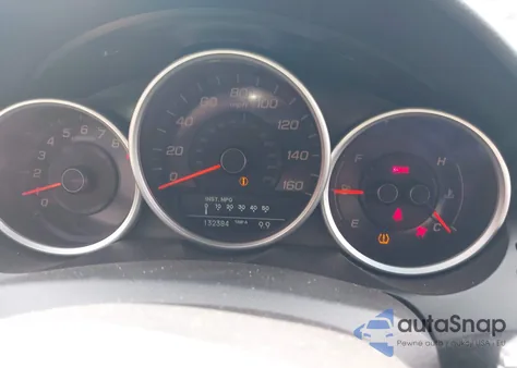 2011 Acura Rl 3.7 from USA, damaged, VIN JH4KB2F61BC000373